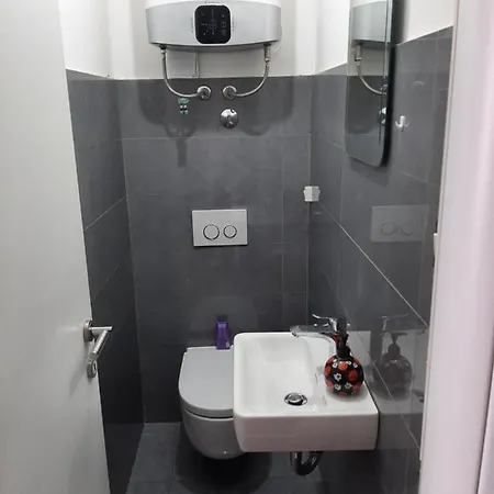 Apartment View Split